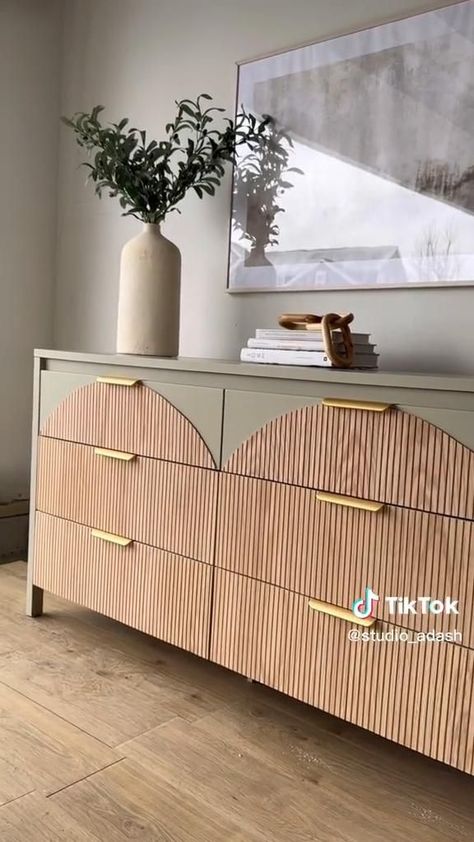 Refinishing Furniture Diy, Woodworking Inspiration, Home Decor Style, Diy Furniture Renovation, Diy Dresser, Dresser Makeover, Wood Furniture Diy, Diy Crafts Room Decor, Diy Home Furniture