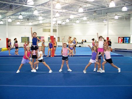 cheer stunt kids - Google Search Cheer Formations, Youth Cheer, Cheerleading Cheers, Cheer Spirit, Open Gym, Cheer Stunts, Events Activities, Cheer Outfits, Kids Events