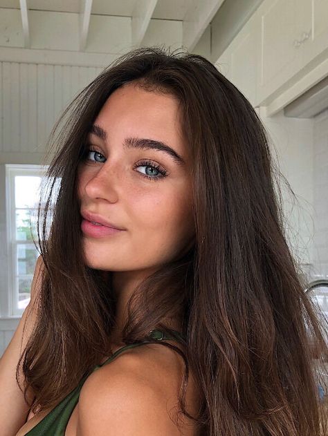 Sophi Knight, Brown Hair And Blue Eyes, Blue Eyes, Brown Hair, A Woman, The Story, Green, Hair, Blue