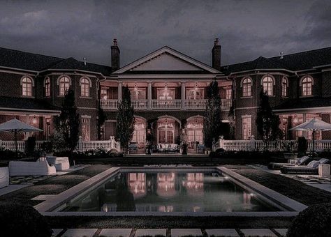 What if a mafia queen meet with someone who is totally different from… #fanfiction #Fanfiction #amreading #books #wattpad Mafia House Aesthetic, Mafia House, Black Mansion, Dark Mansion, Mansion Aesthetic, Mansion Exterior, Luxury Houses Mansions, Dream Mansion, Castle House