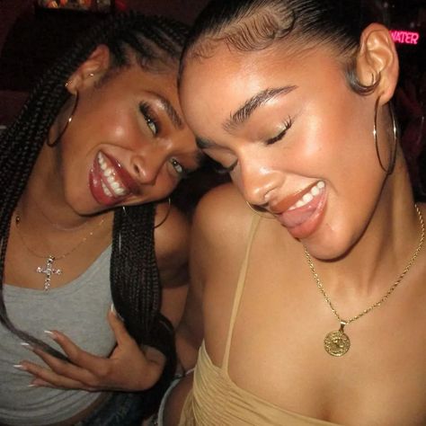 Dumber to my dumb👯‍♀️🦢🥂🩷 tag your bestie Platonic Soulmates, Moodboard Inspo, Digital Pics, Friendship Photos, Friend Poses Photography, Black Femininity, Cute Friend Photos, Bestie Goals, Amazon Storefront