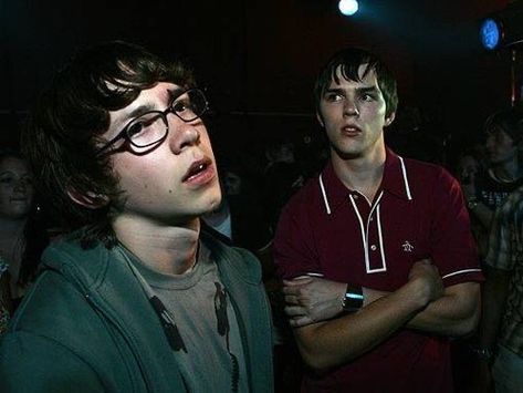 Skins Gen 1, Skins Generation 1, Mike Bailey, Cook Skins, I Love To Read, Skin Aesthetics, Skins Uk, Nicholas Hoult