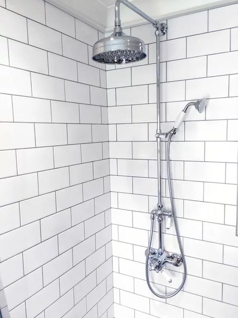 Grey Metro Tiles Bathroom, Grey Grout Bathroom, White Tiles Grey Grout, White Metro Tiles, Metro Tiles Bathroom, Bathroom Grey, Basement Flat, White Grout, Grey Grout