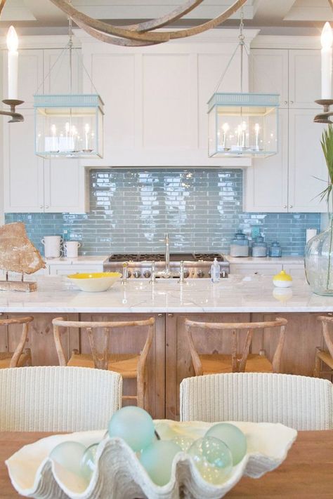 Meredith McBrearty | Geoff Chick Florida Interiors, Apt Kitchen, Colorful Beach House, Florida Kitchen, Florida Beach House, Dining Roo, Beach Kitchen, Beach Kitchens, Condo Kitchen