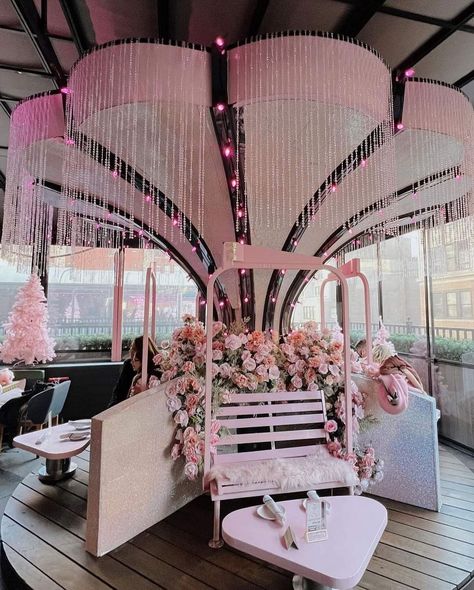 Magical nights await at The Pink Winter Lodge😍💎 📸: @foodbabynyc 📍 Magic Hour Rooftop Bar & Lounge Rooftop Bars Nyc, Winter Lodge, Pink Winter, Magic Hour, Rooftop Bar, Bar Lounge, Wedding Bells, The Pink, Sydney Opera House