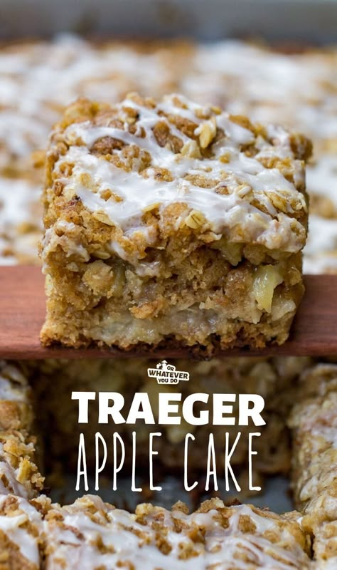 Smoker Grill Recipes, Traeger Cooking, Pellet Smoker Recipes, Traeger Grill Recipes, Grilled Desserts, Streusel Coffee Cake, Pellet Grill Recipes, Traeger Recipes, Apple Dessert Recipes