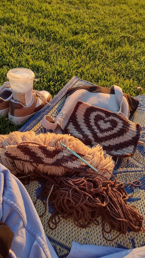 🐻🤎 crochet bag aesthetic #crochetbagaesthetic #crochet #crochetbag #crochetbags 2.506 Crochet Bag Aesthetic, Coffee Crochet, Crochet Baby Blanket Pattern, Brown Yarn, Basic French Words, Blanket Tutorial, Crochet Coffee, Smell Of Rain, Vision Board Images