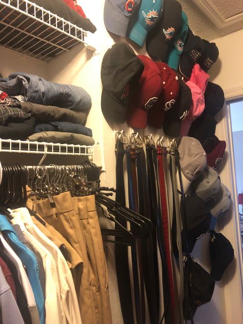 Use Command hooks to hang hats and belts in the closet Command Hooks Ideas, Hang Hats, Organizational Hacks, Hanging Hats, Command Hooks, In The Closet, The Closet, Laundry Clothes, Laundry Organization