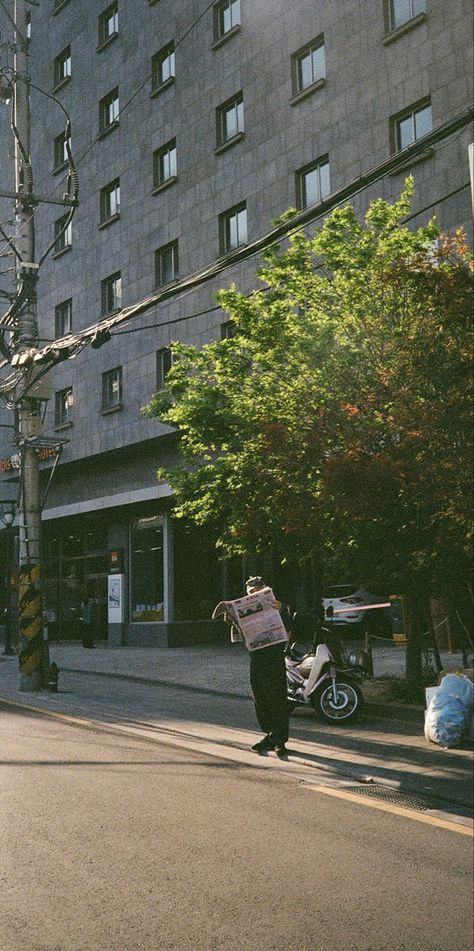 seoul korea on film photo in summer 2022 old man aesthetic City Film Photography, Y2k Photography, Korea City, Film Summer, Korea Landscape, Summer 22, Seoul Korea, On Film, Film Photography