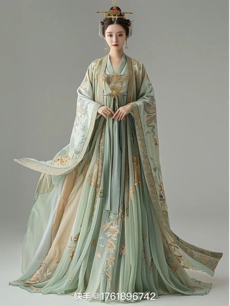 Chinese Fancy Dress, Chinese Illustration, Ancient Dress, Hanfu Traditional, Women Bride, Hanfu Dress, Costume Drama, Chinese Clothing, Japanese Outfits