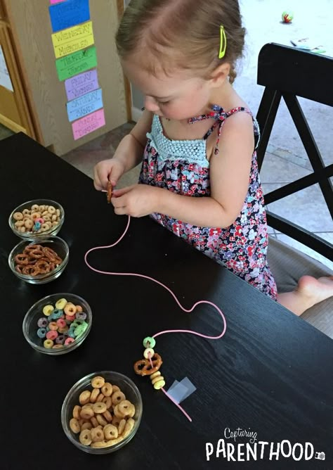 Fine Motor Skills Activity, Motor Skills Activity, Easy Toddler Activities, Fine Motor Skills Activities, Motor Skills Activities, Daycare Activities, Skills Activities, Toddler Play, Toddler Learning Activities