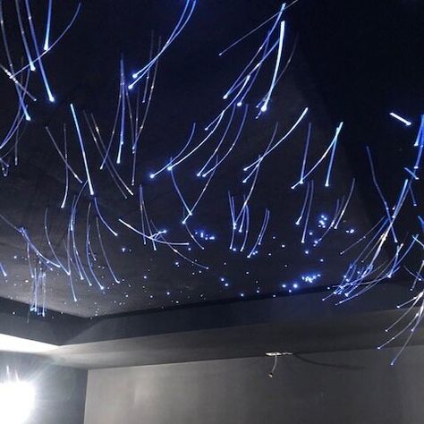 Fiber Optic Lighting Star Ceiling, Bathroom Stars Ceiling, Light Up Ceiling, Led Star Ceiling, Starry Ceiling Lights, Game Room Ceiling Ideas, Star Ceiling Bedroom, Ceiling Art Ideas, Ceiling Star Lights