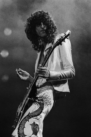 Jimmy Page Guitar Icons, Photo Concert, Long Live Rock And Roll, John Bonham, John Paul Jones, Led Zep, Swan Song, Live Rock, Robert Plant