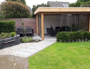 1001tuinhuisjes.nl Veranda platdak + glazen schuifpanelen Nijmegen Coin Barbecue, Covered Patio Plans, Backyard Entertaining Area, Modern Pergola Designs, Patio Plans, Outdoor Covered Patio, Modern Pergola, Outdoor Deco, Backyard Gazebo