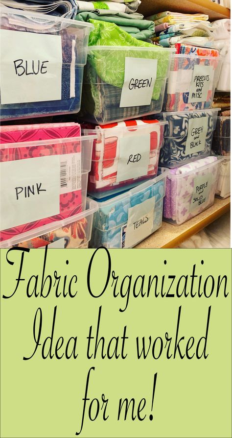 Organizing Fabric Scraps, Organizing Fabric, Quilt Room Organization, Sewing Craft Room, Fabric Organization, Sewing Room Inspiration, Sewing Room Storage, Sewing Spaces, Store Fabric