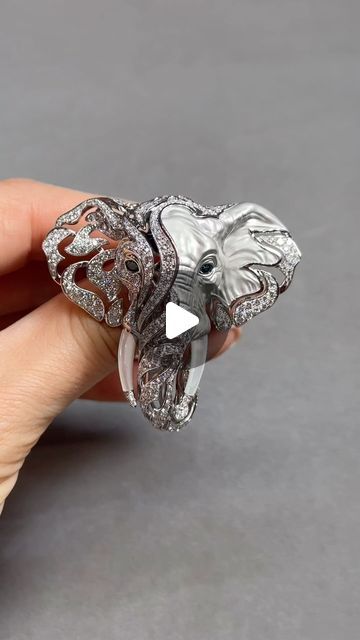 Katerina Perez on Instagram: "[Dazzling Diamonds] When diamonds are mixed with textured gold and sculpted element, magic happens! It’s pretty evident from the latest masterpiece by the Spanish jeweller Carrera Y Carrera @carreraycarrera_official .  While creating this brooch, the brand’s designers wanted to highlight that elephants are inherently connected to their paths, they also wanted to encourage us to honour and protect the natural world.   Representing this sentiment is Carrera y Carrera diamond Xenda brooch from the Vida collection, meaning ‘way’ in Spanish, adorned with luminous blue diamond eyes.  #kp❤️carreraycarrera #carreraycarrera #jewelry #jewellery #finejewelry #finejewellery #highjewelry #highjewellery #elephant #elephantjewelry #elephantjewellery" Element Magic, Katerina Perez, Beautiful Beaded Jewelry, Elephant Jewelry, Diamond Eyes, Gold Texture, In Spanish, Blue Diamond, High Jewelry