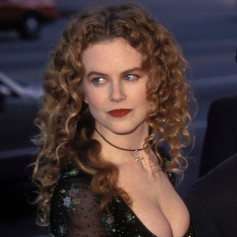 Nicole Kidman Curly Hair, Boticelli Curls, Botticelli Curls, Nicole Kidman 90s, S Curls, Curly Hair Celebrities, Ginger Hair Dyed, Kelly Lebrock, African Print Maxi Skirt