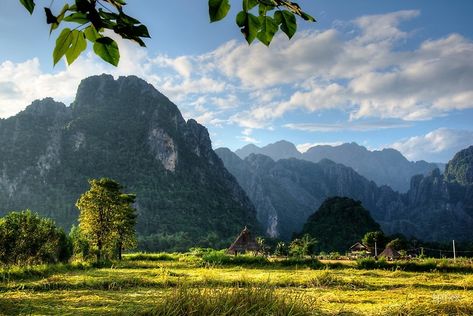 Laos Landscape, Laos Photography, Southern Landscaping, Vang Vieng, Sunset Landscape Photography, Landscape Photography Tips, Vientiane, Landscape Photography Nature, Landscaping Company