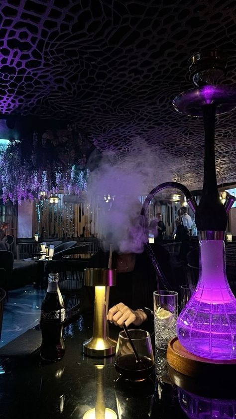 Shishabar Snapchat, Lounge Aesthetic, Dining Lounge, Iphone Wallpaper Blur, Night Club Aesthetic, Tupac Pictures, Nightclub Aesthetic, Lounge Party, Emotional Photography