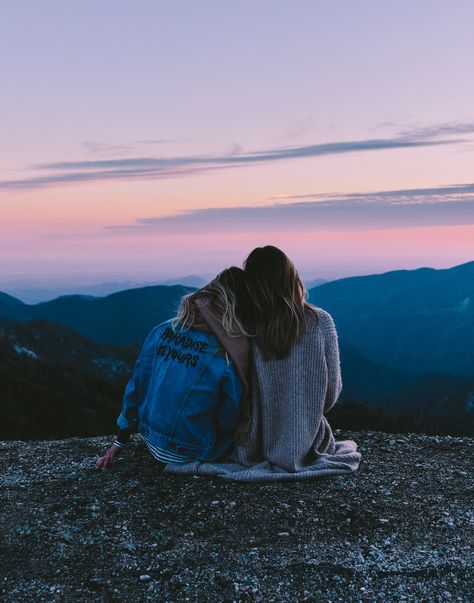 How To Feed Your Wanderlust Without Traveling Best Friend Fotos, Bff Pics, Fotos Goals, Shotting Photo, Best Friend Photoshoot, Best Friend Photos, Foto Poses, Bff Pictures, Best Friend Goals