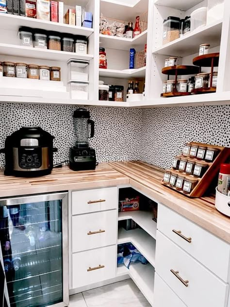 Walk In Pantry L Shape, Corner Butlers Pantry, Small L Shaped Pantry, L Shaped Pantry, Full Pantry, Kitchen Under Stairs, Walk In Pantry Ideas, Pantry Renovation, Pantry Closet Design