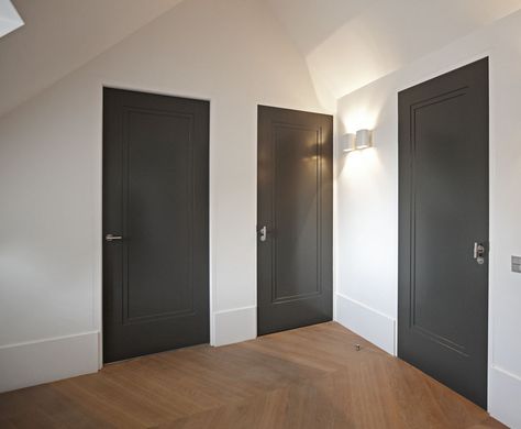 Grey Interior Doors, Black Interior Doors, Grey Doors, Indoor Doors, House Doors, Top Interior Designers, Black Doors, Bedroom Doors, Internal Doors