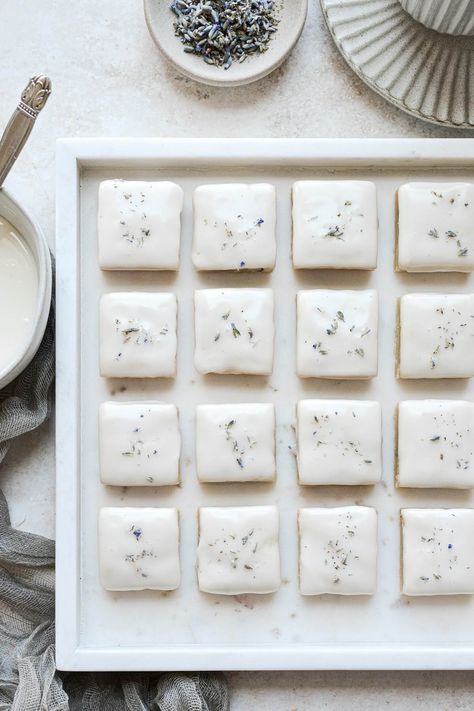 Iced Lemon Lavender Shortbread Cookies - Curly Girl Kitchen Edible Lavender, Lavender Shortbread Cookies, Lavender Shortbread, Lavender Recipes, Honey Chocolate, Culinary Lavender, Candy Balls, Dessert Bites, Meringue Powder