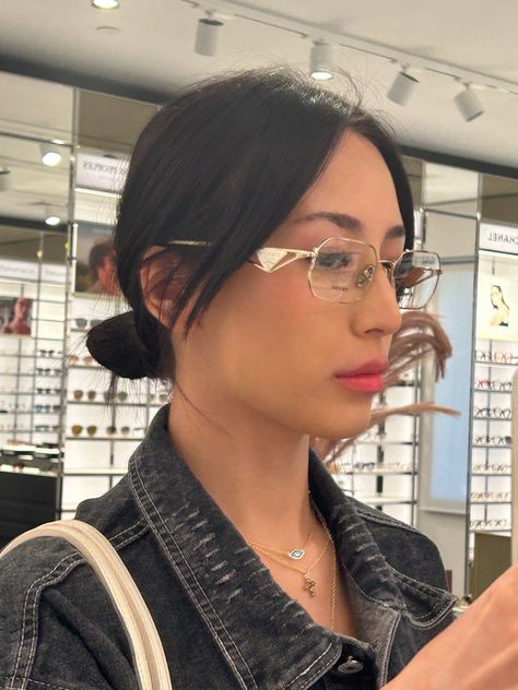 eyewear, prada, beauty, fashion, chic, retro style, style Prada Glasses Outfit, Prada Eyeglasses Women, Prada Glasses Frames Woman, Glasses Prada Women, Prada Prescription Eyeglasses, Glasses Outfit, Prada Glasses, Glasses Trends, Prada Eyeglasses