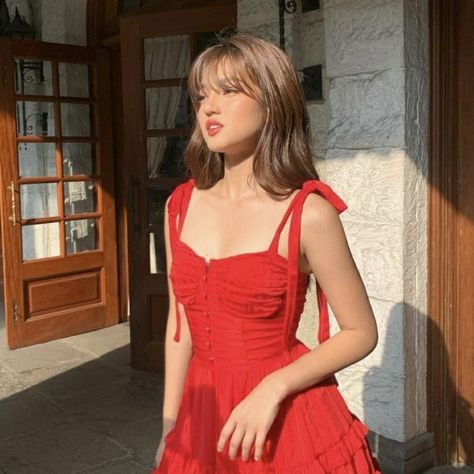 Grp Port Red Outfit, Bell Mariano, Besties Dp Profile Pictures, Beetlejuice Dress, Lydia Beetlejuice, Cider Dresses, Best Camera For Photography, Belle Mariano, Grp Port