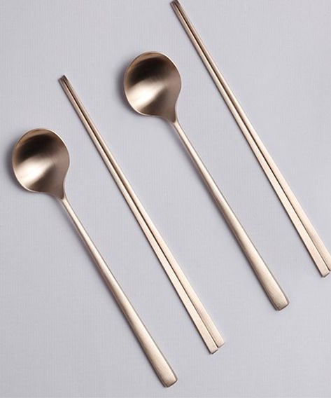 Korean Dishware, Korean Kitchen Tools, Kitchen Decor Collections, Korean Kitchen, Kitchen Goals, Bedroom Decor For Small Rooms, Camping Trailers, Asian Kitchen, Minimal Living