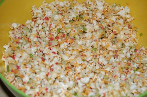 Popcorn Salad, Popcorn Recipes, Veggie Salad, Yummy Salad Recipes, Family Picnic, Savory Recipes, Appetizer Dips, Side Salad, Members Only