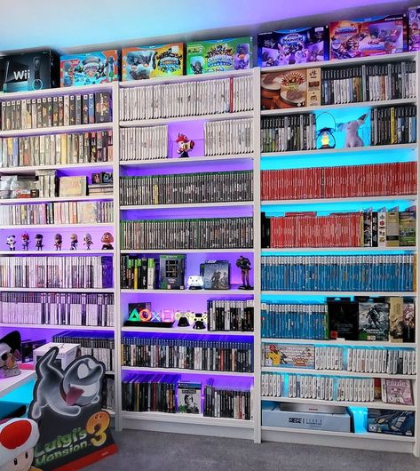 Gamer Collector Room, Gaming Room Storage, Gaming Room Shelves, Movie Collection Display, Video Game Storage Ideas, Gamer Basement, Gaming Shelves, Diy Video Game Room, Game Shelves