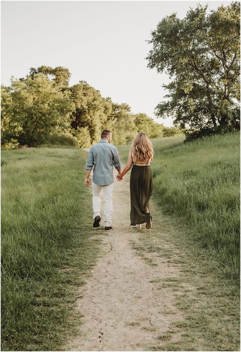 Spring Arbor Hills Engagement Photos - kyrstenashlayphotography.com Arbor Hills Nature Preserve Engagement, Dallas Engagement Photos, Romantic Garden Wedding, Engagement Locations, Spring Engagement, Romantic Garden, Nature Preserve, Dallas Wedding, Wedding Pics