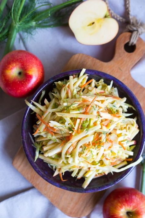 Fennel and Apple Slaw - She Likes Food Fennel Slaw, Apple Coleslaw, Fennel Recipes, Vegan Coleslaw, Apple Slaw, Csa Recipes, Fennel Salad, Slaw Recipes, Eat Salad