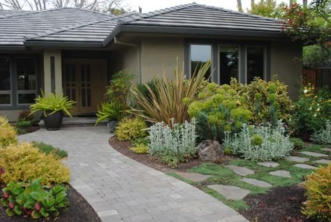 Flagstone Front Yard, Low Water Backyard Landscaping, Drought Tolerant Landscape Front Yard California Curb Appeal, Partial Xeriscape Front Yard, California Ranch Landscaping, Front Yard Native Landscaping, Urban Front Yard Landscaping, Xeriscape Front Yard Colorado, No Grass Front Yard Landscaping