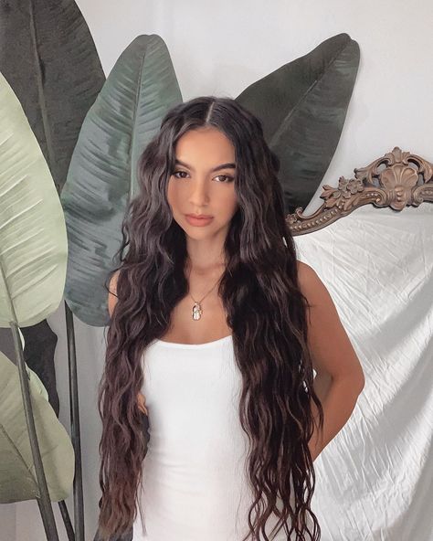 Nicole (irtr) | #fashion #outfit #beautiful #pretty Long Mermaid Waves Hair, Mermaid Waves Hairstyles, Mermaid Hair Brunette, Mermaid Waves Hair, Mermaid Hair Waves, Oil For Healthy Hair, Alyssa Nicole, Mermaid Waves, Long Shiny Hair