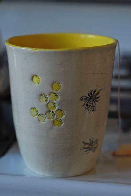 Bee Inspired, Yellow Interior, Bee Mine, Bee Decor, Bee Art, Honey Pot, Save The Bees, Bees Knees, Bee Theme