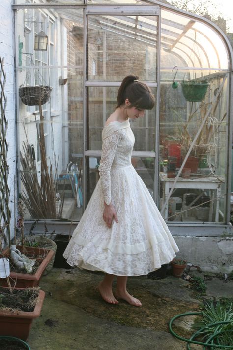 Wedding Dresses 50s, Midi Wedding Dress, Vintage Wedding Dress, Vintage 1950s Dresses, Hip Hip, Beauty Dress, 50s Dresses, Trendy Wedding, Lace White Dress