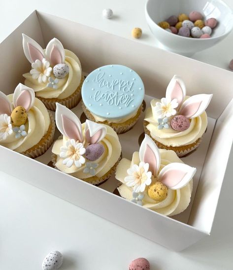 Bunny Ear Cupcakes, Easter Desserts Cake, Easter Themed Treats, Vanilla Bean Buttercream, Easter Saturday, Easter Sweets, Cupcake Cake Designs, Mini Egg, Cake Artist