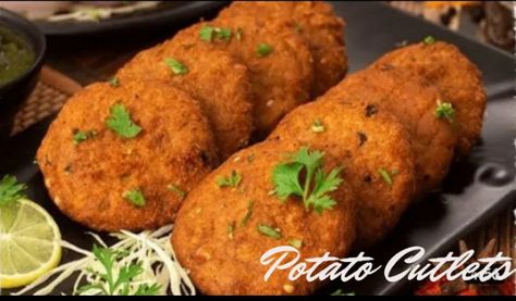 Delicious and Crispy Potato Cutlets Recipe - Information and Amusement Hub Crispy Food, Potato Cutlets, Cutlets Recipes, Crispy Potatoes, Tandoori Chicken, To Sell, Potato, Chicken, Ethnic Recipes