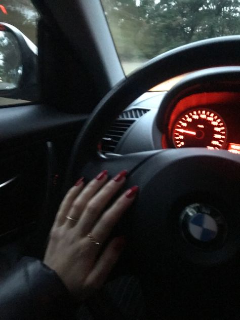 Picture of a hand with nail art in a bmw car on the steering wheel Aesthetic Hands, Rings Aesthetic, Car Driving, Take Pictures, A Car, Bmw Car, Wheel, Bmw, Nails