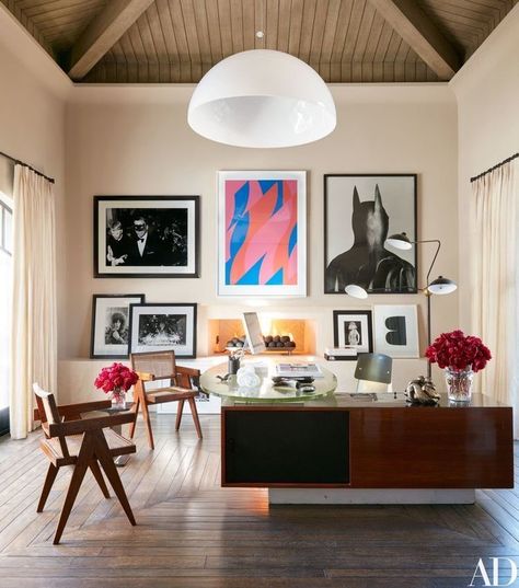 Spanish Colonial Home Interior, Art Deco Office Design, Jeanneret Chair, Chandigarh Chair, Amazing Home Office, White Home Office, Bridget Riley, Herb Ritts, Mia Farrow