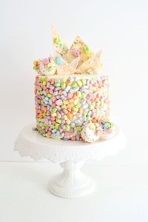 Lucky Charms Cake | The Busy Spatula Fairy Themed Party Food, Themed Party Food Ideas, Lucky Charms Cake, Lucky Charms Treats, Magically Delicious, Party Food Ideas, Unique Cakes, Chocolate Bark, Lucky Charms