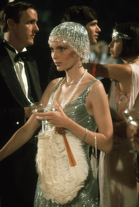 20s Fashion Gatsby, 1920s Fashion Gatsby, Great Gatsby Outfit, Gatsby Outfit, 1920s Aesthetic, Twenties Party, Daisy Buchanan, 1920s Women, Outfit Ideas For Church