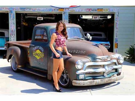 1954 Chevy Truck, Chevy Suv, Truck Girl, Rat Rod Trucks, Old School Trucks, Chevy 3100, Truck Storage, Old Chevy, Chevrolet 3100