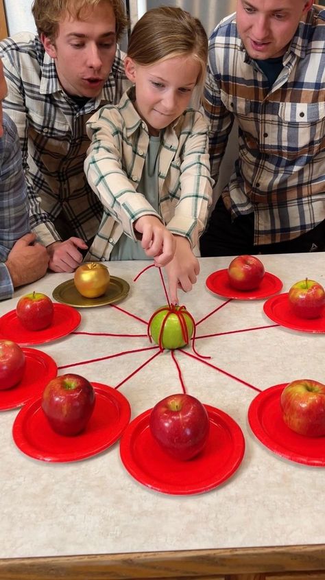 Apple Games For Kids, Apple Games For Adults, Fall Party Activities, Benson Bros, Apple Games, Eating Games, Harvest Games, Fall Party Games, Presentation Ideas For School