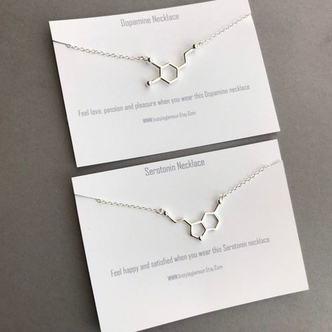 Molecule Jewelry, Chemistry Necklace, Dopamine Molecule, Serotonin Necklace, Serotonin Molecule, Chemistry Gifts, Molecule Necklace, Penteado Cabelo Curto, Christmas Gift For Her