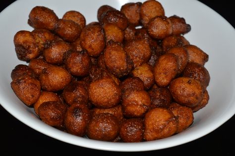 Plantain Dessert, Plantain Fritters, Dessert Balls, Sources Of Carbohydrates, Banana Fritters, Ripe Plantain, Plantains Fried, Grated Coconut, Big Bowl