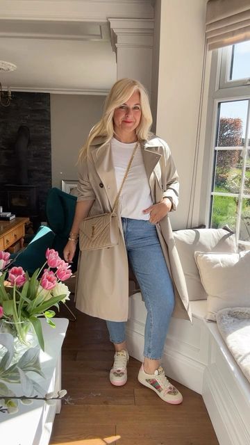 Joanna McNeish on Instagram: "A little high street & designer👌 Happy sunny Friday ☀️Have a fabulous one Jx Outfit @hm Bag YSL Trainers GUCCI #trenchcoatstyle #hmxme #mylook #lookoftheday #casualoutfit #everydayoutfit #jeansandtshirt #gucciscreener #styleatanyage #highstreetfashion #tgif" Gucci Trainers Outfit, Gucci Bag Outfit, Trainers Outfit, Bag Ysl, Weekend Outfits, Trench Coat Style, Weekend Outfit, T Shirt And Jeans, High Fashion Street Style