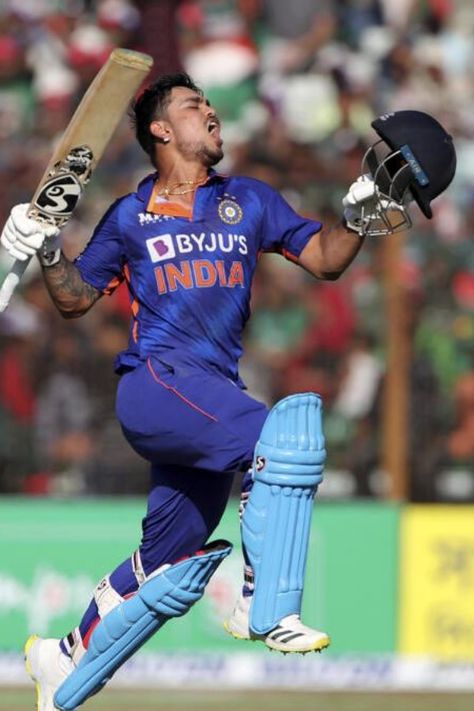 2022 saw some cricket records that were broken and that made the year special.  BCCIThere was a lot of cricket action throughout the year but there are some that stood out. Let's take a look:1. Virat Kohli  Virat Kohli became the leading run-getter in T20 World Cup history. The former Indian skipper went passed Mahela Jayawardene's tally of 1016 runs to become the leading run-scorer. 2. Suryakumar Yadav  Suryakumar hit 59 sixes in 20 India Cricket Team Wallpaper Hd, Ishan Kishan Wallpaper, Rahul Dravid, Ishan Kishan, England Cricket Team, Indian Team, Kohli Wallpapers, Cricket Poster, Decent Wallpapers